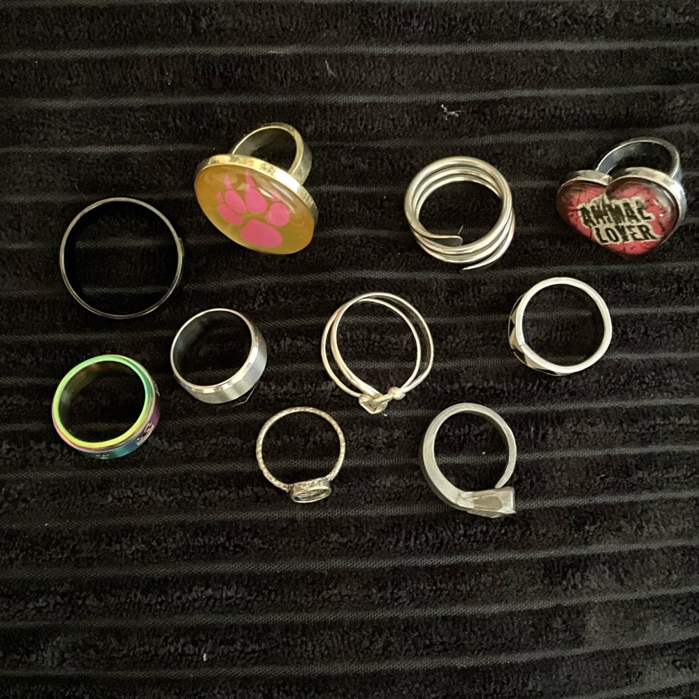 Mixed Costume Rings Lot